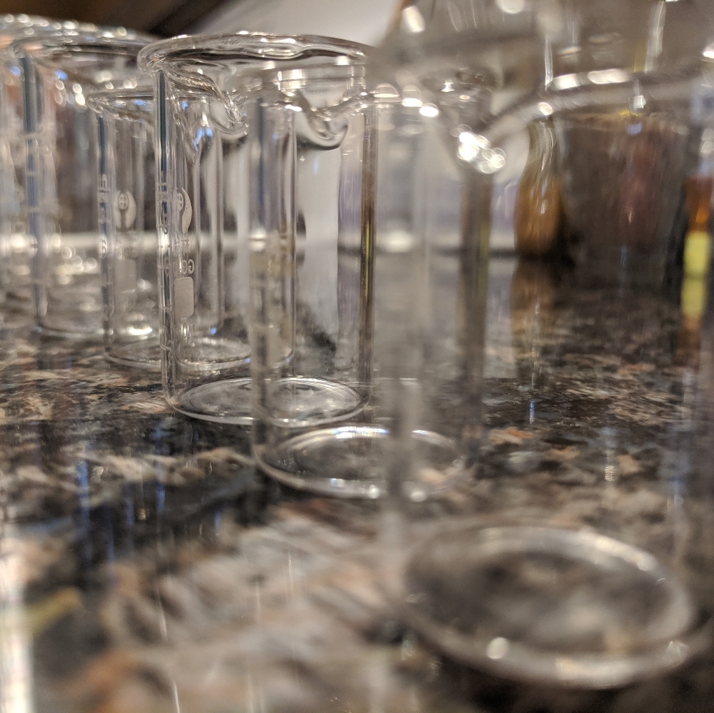 "Pyrex" Brocilite 150-10ml graduated beaker set